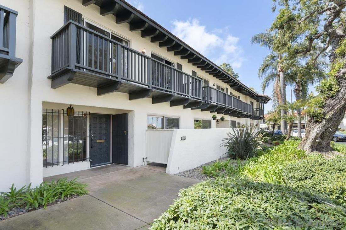 Comprar vender casa 3281 Loma Riviera, San Diego, CA 92110