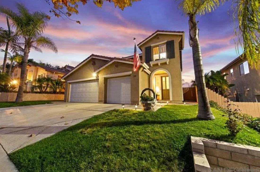 집 매매 518 Black Coral Way, San Diego, CA 92154