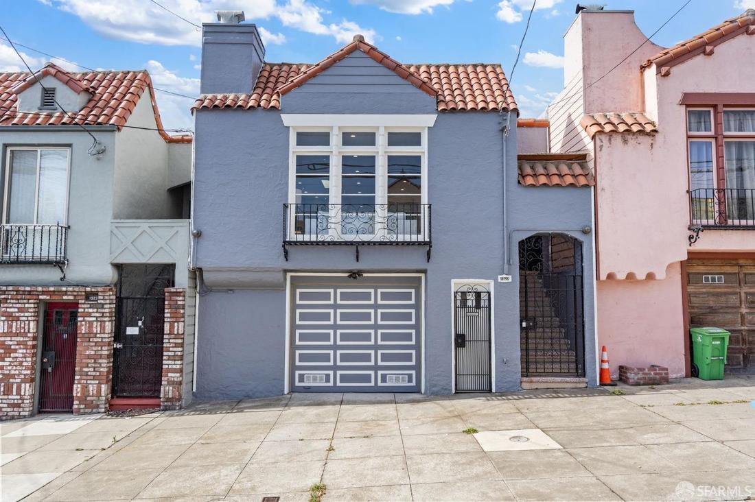 집 매매 1527 Underwood Avenue, San Francisco CA, 94124