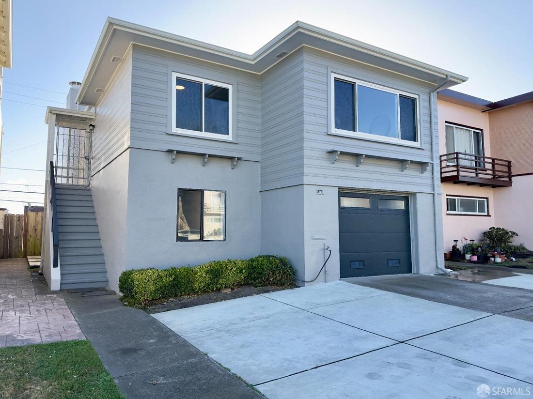 Comprar vender casa 1385 S Mayfair Avenue, Daly City CA, 94015