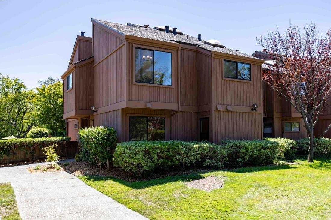 Comprar vender casa 1655 Grant Road Mountain View, CA 94040
